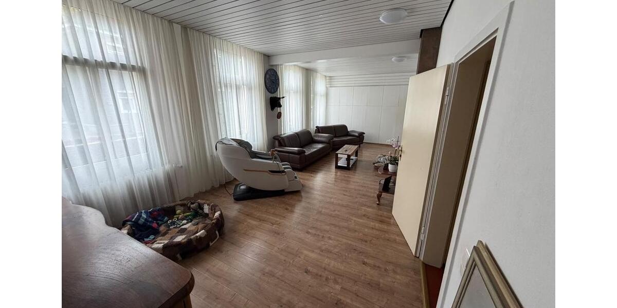 Einfamilienhaus Remscheid Reinshagen - 10 Zimmer, 250 m&sup2;, 425.000&euro; | Angebot:27519774