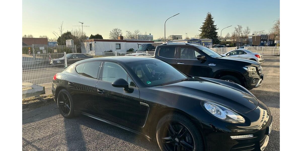 Porsche Panamera 163.364 km 28.999 &euro; Gelsenkirchen 45891