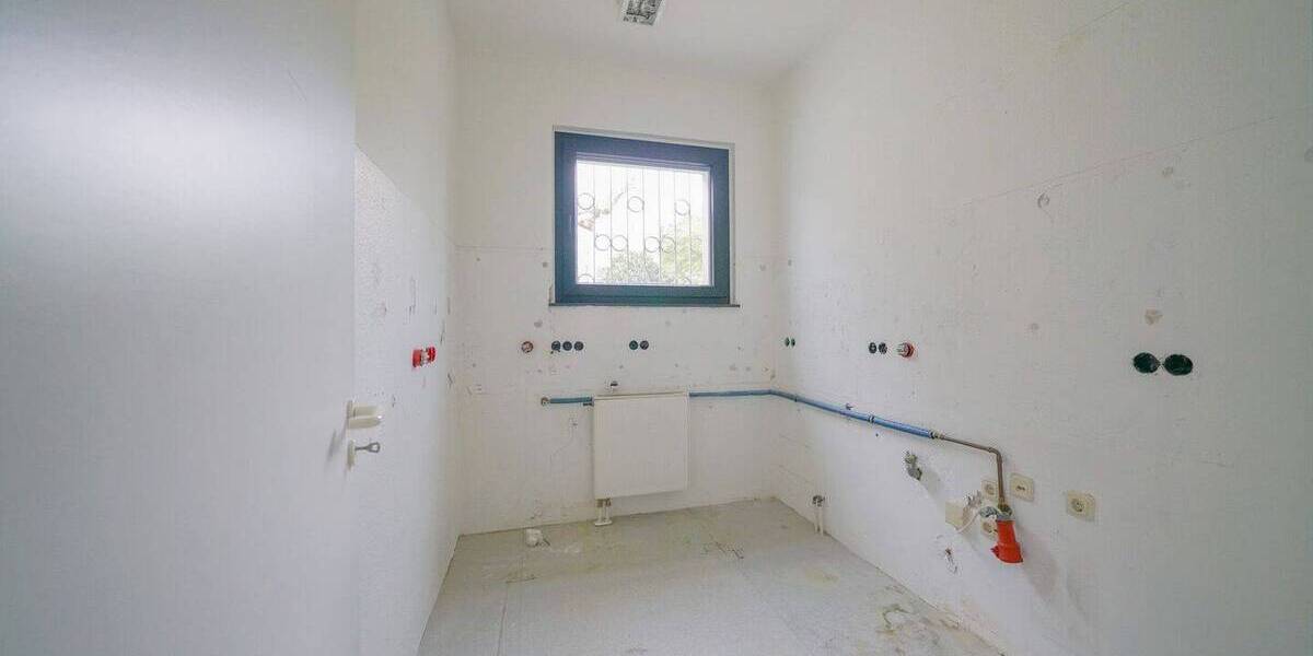 Gewerbeobjekt Ratingen Breitscheid - 4 Zimmer, 92 m&sup2;, 800&euro; | Angebot:26554745