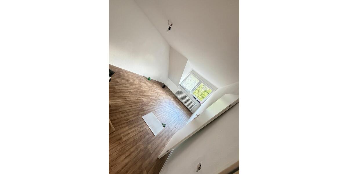 Dachgeschoßwohnung Duisburg Angerhausen - 2.5 Zimmer, 58 m&sup2;, 465&euro; | Angebot:27564629