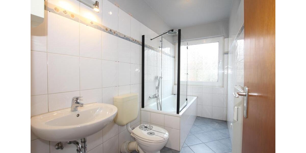 Etagenwohnung Essen Stadtbezirk IV - 3.5 Zimmer, 75 m&sup2;, 574&euro; | Angebot:25765154