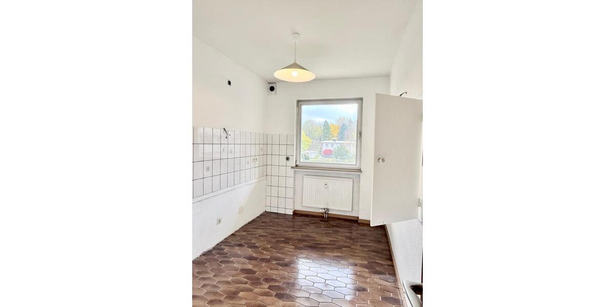 Erdgeschoßwohnung Düsseldorf Stadtbezirk 6 - 3 Zimmer, 93 m&sup2;, 1.200&euro; | Angebot:23762122