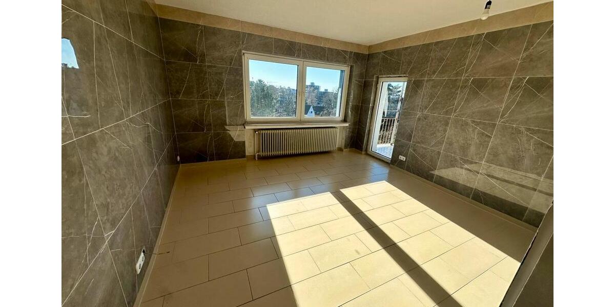 Etagenwohnung Solingen Wald - 4 Zimmer, 115 m&sup2;, 1.400&euro; | Angebot:25922776