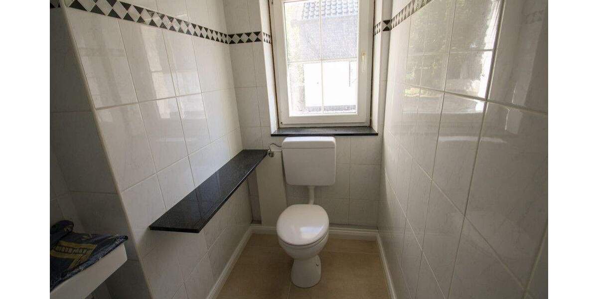 Einfamilienhaus Willich - 7 Zimmer, 331 m&sup2;, 999.500&euro; | Angebot:25688856