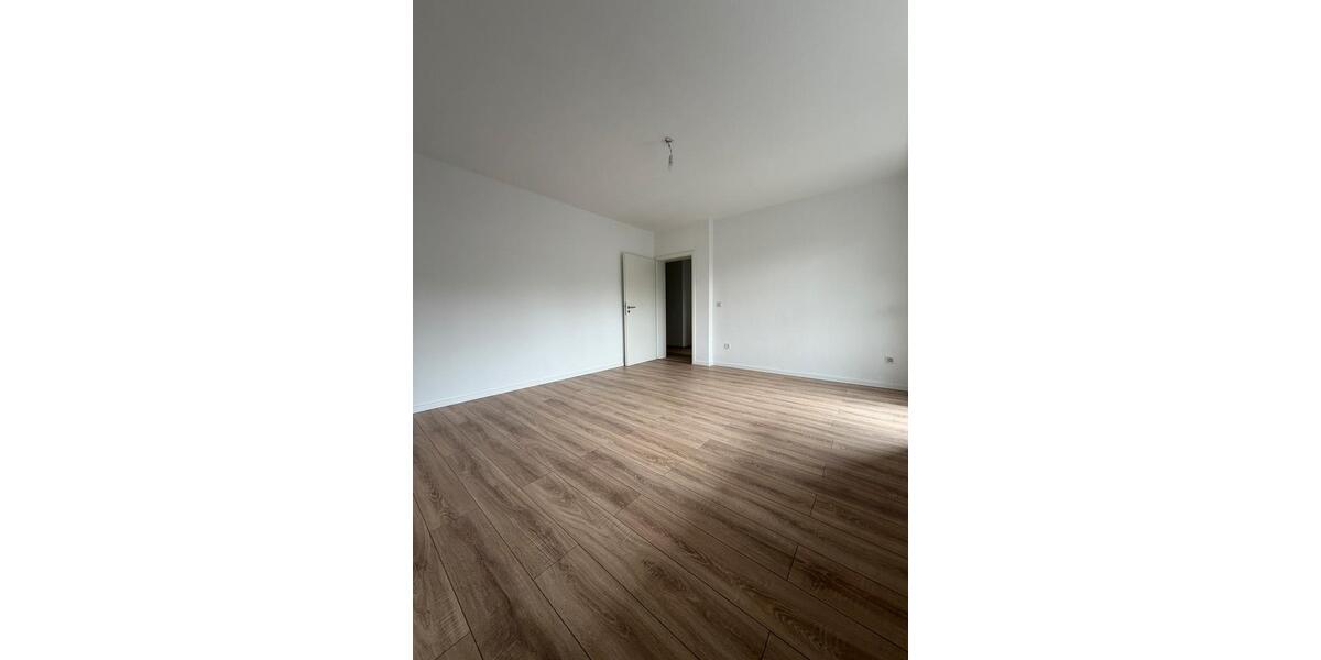 Erdgeschoßwohnung Duisburg Mittelmeiderich - 1.5 Zimmer, 50 m&sup2;, 700&euro; | Angebot:26150951