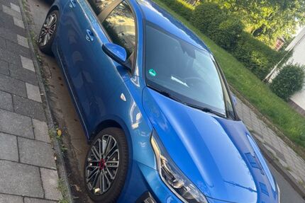 Kia ceed / Ceed 74.000 km 12.799 &euro; Düsseldorf 40468
