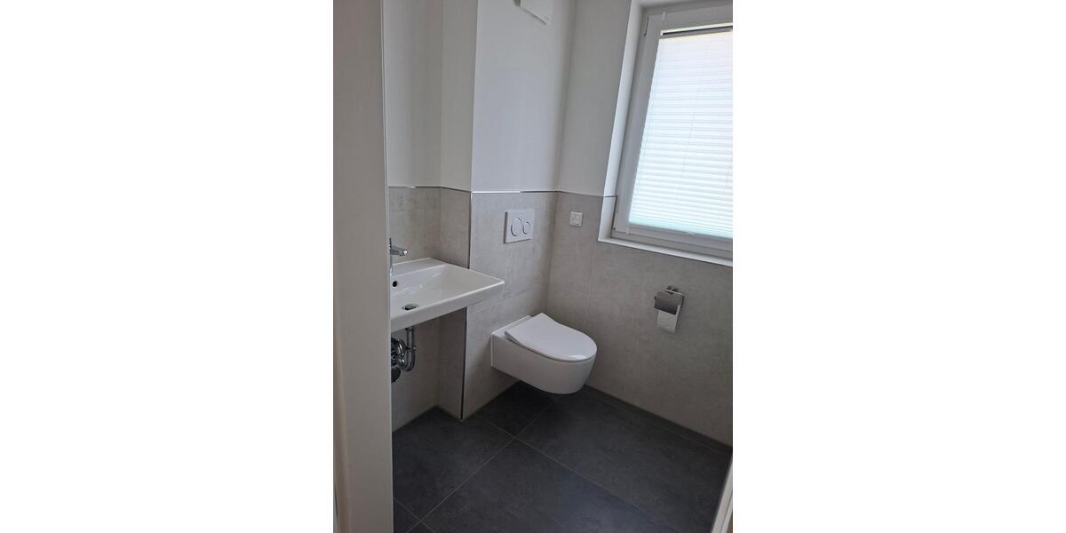 Terrassenwohnung Wuppertal Eckbusch - 2 Zimmer, 60 m&sup2;, 900&euro; | Angebot:25719976