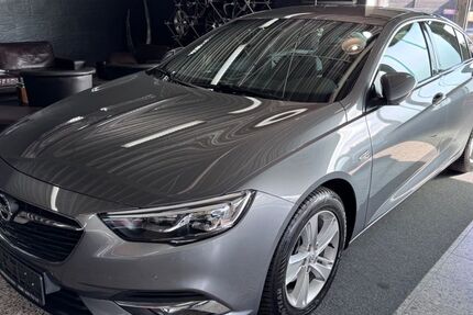 Opel Insignia 45.699 km 16.750 &euro; Oberhausen 46145