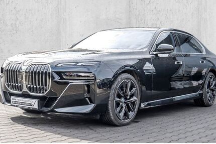 BMW 740 13.850 km 102.890 &euro; Velbert 42553