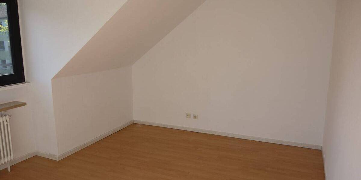 Mehrfamilienhaus, Wohnhaus Düsseldorf Hubbelrath - 7 Zimmer, 237 m&sup2;, 870.000&euro; | Angebot:25727994