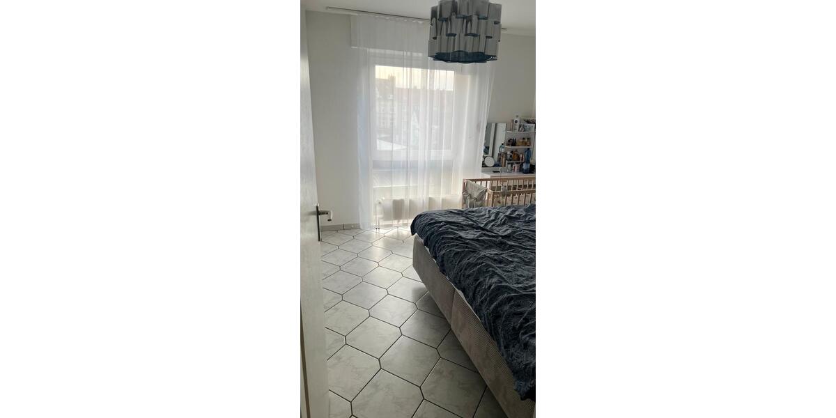 Etagenwohnung Gelsenkirchen - 3.5 Zimmer, 77 m&sup2;, 180.000&euro; | Angebot:27534363