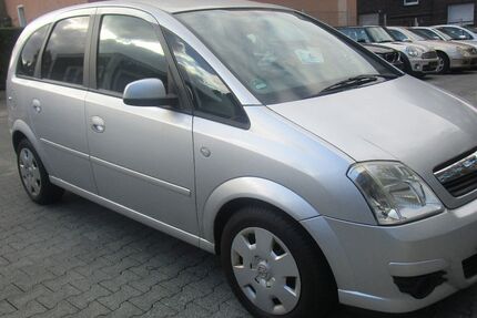 Opel Meriva 131.000 km 2.499 &euro; Oberhausen 46117
