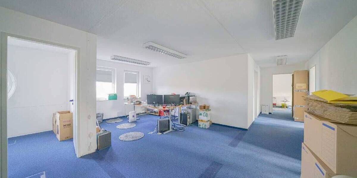 Gewerbeobjekt Ratingen West - 5 Zimmer, 152 m&sup2;, 1.500&euro; | Angebot:25815063