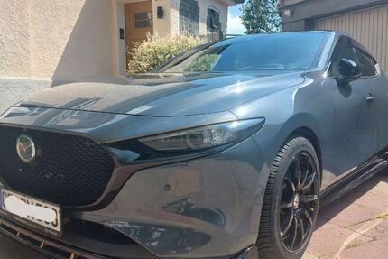 Mazda 3 121.000 km 19.950 &euro; Gelsenkirchen 45896