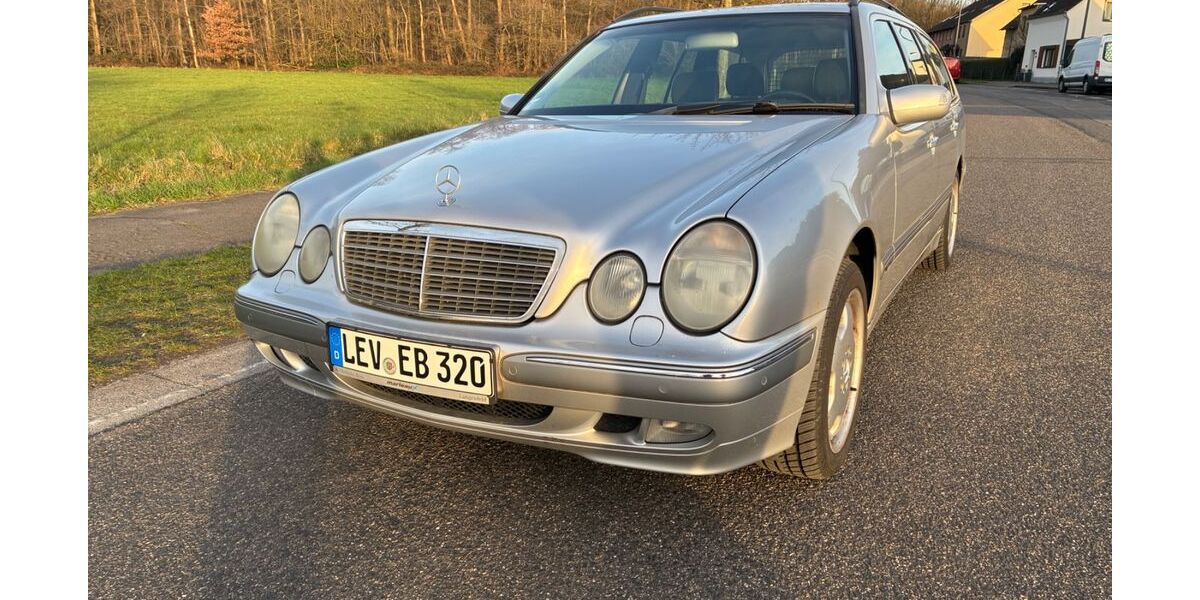 Mercedes-Benz E 320 248.000 km 4.999 &euro; Langenfeld 40764
