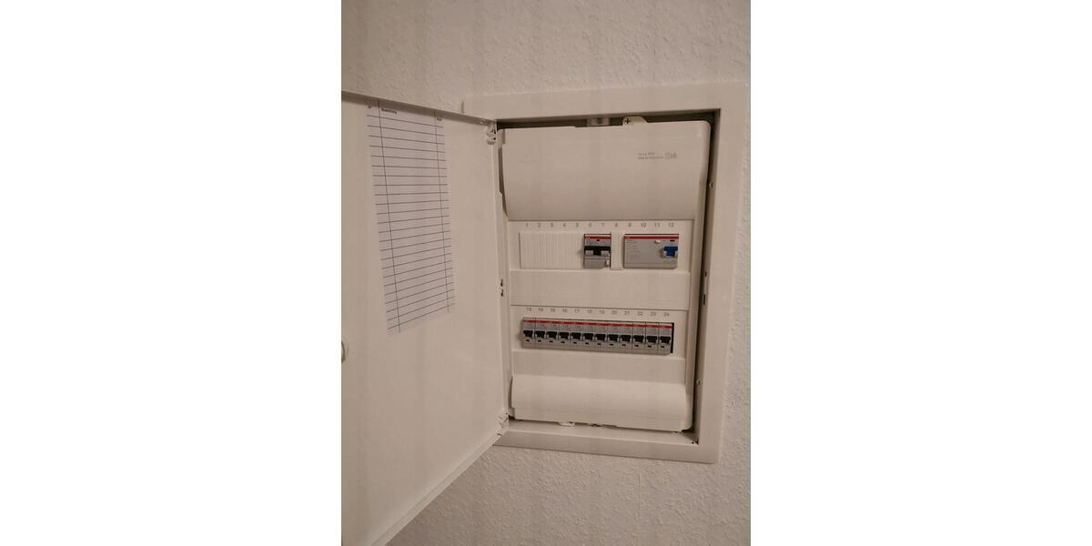Etagenwohnung Krefeld Gartenstadt - 3 Zimmer, 82 m&sup2;, 215.000&euro; | Angebot:27178342