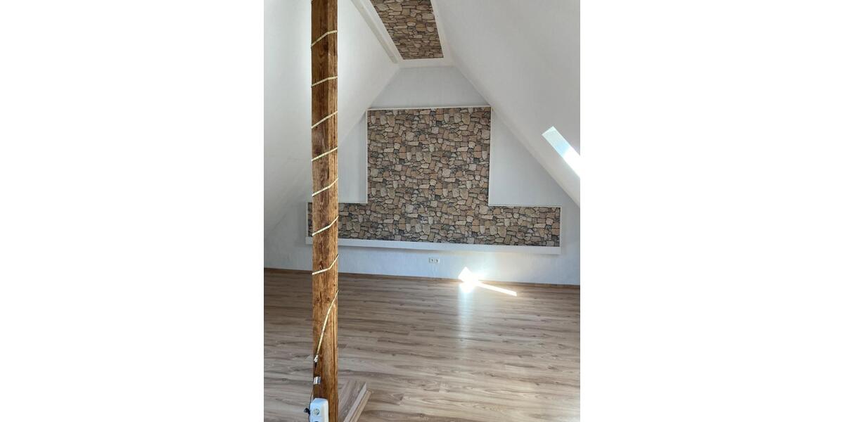 Etagenwohnung Mülheim an der Ruhr - 4 Zimmer, 105 m&sup2;, 675&euro; | Angebot:27536542