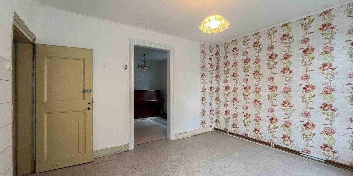 Einfamilienhaus Solingen Gräfrath - 6 Zimmer, 108 m&sup2;, 160.000&euro; | Angebot:26418450