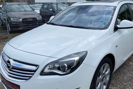 Opel Insignia 95.000 km 8.850 &euro; Düsseldorf 40231