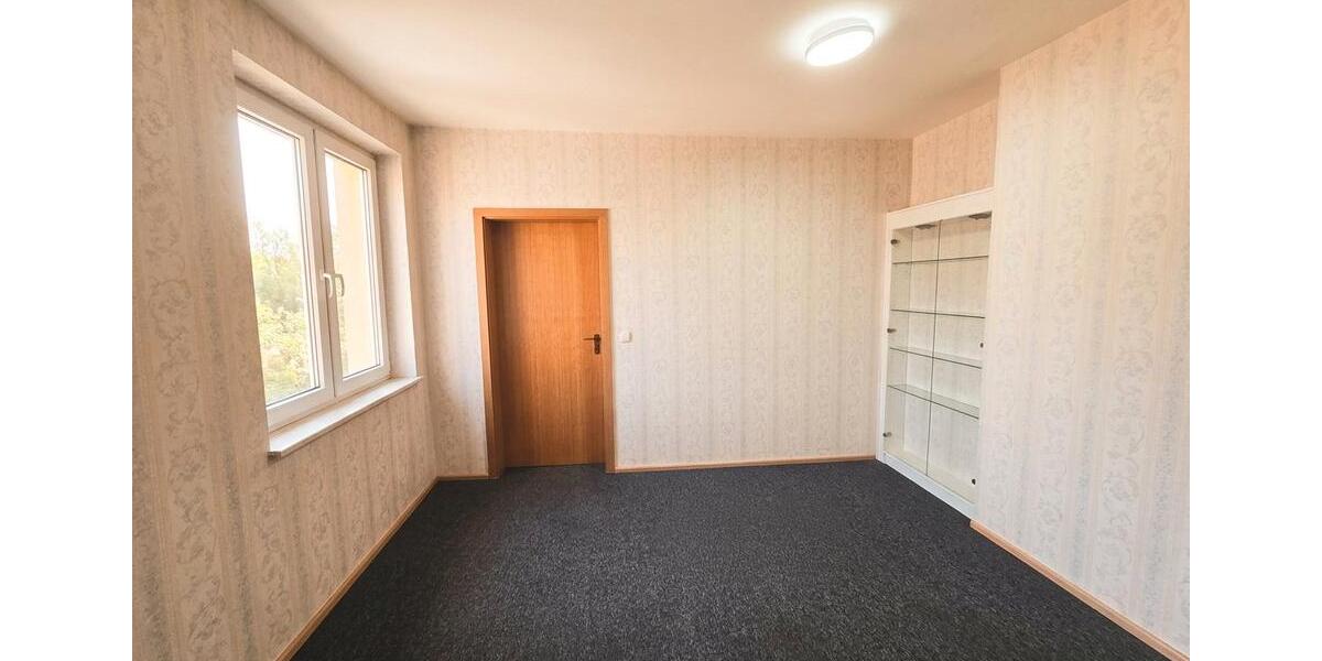 Etagenwohnung Oberhausen - 4 Zimmer, 80 m&sup2;, 136.000&euro; | Angebot:26483354