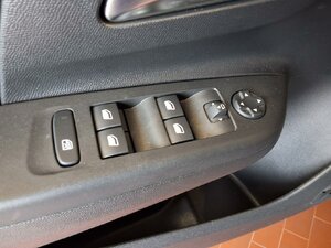 Opel Corsa Electric Kamera 130° Toterwinkel Ass. Spiege 10.179 km 22.222 &euro; HAAN 42781