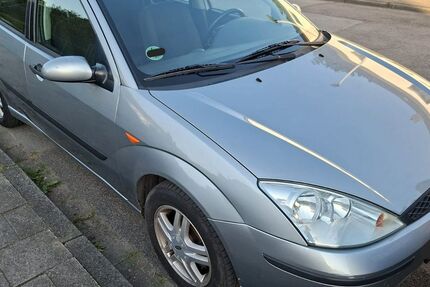 Ford Focus 146.000 km 599 &euro; Mülheim an der Ruhr 45472