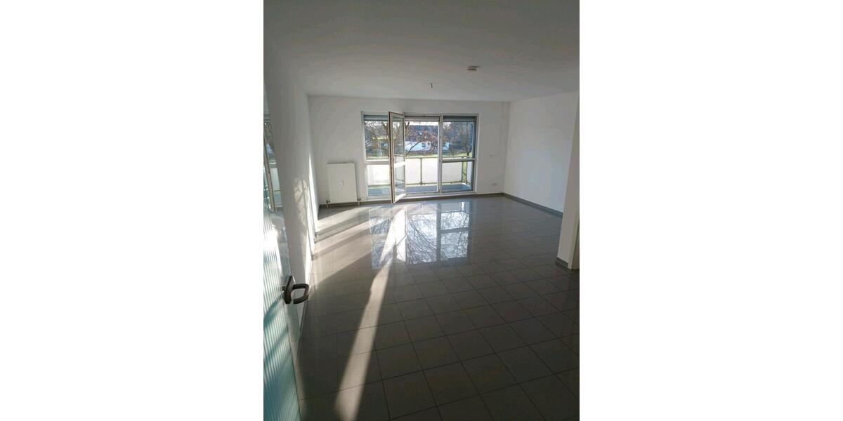 Etagenwohnung Krefeld Hülser Berg - 3 Zimmer, 68 m&sup2;, 930&euro; | Angebot:25944886