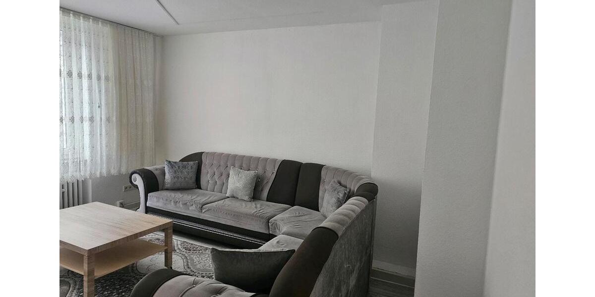 Etagenwohnung Solingen - 6 Zimmer, 130 m&sup2;, 1.600&euro; | Angebot:25640100