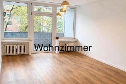 Wohnung Duisburg Duisburg-Mitte - 3 Zimmer, 83 m&sup2;, 980&euro; | Angebot:27547767