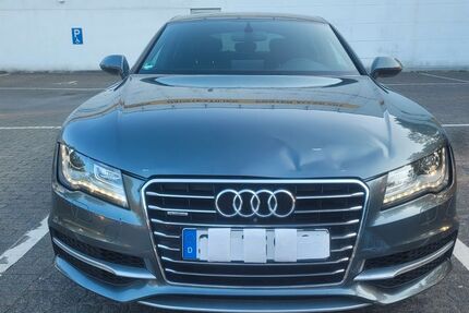 Audi A7 168.000 km 9.900 &euro; Solingen 42655