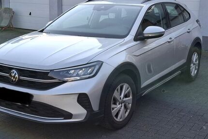 VW Taigo 25.869 km 17.300 &euro; Essen 45219