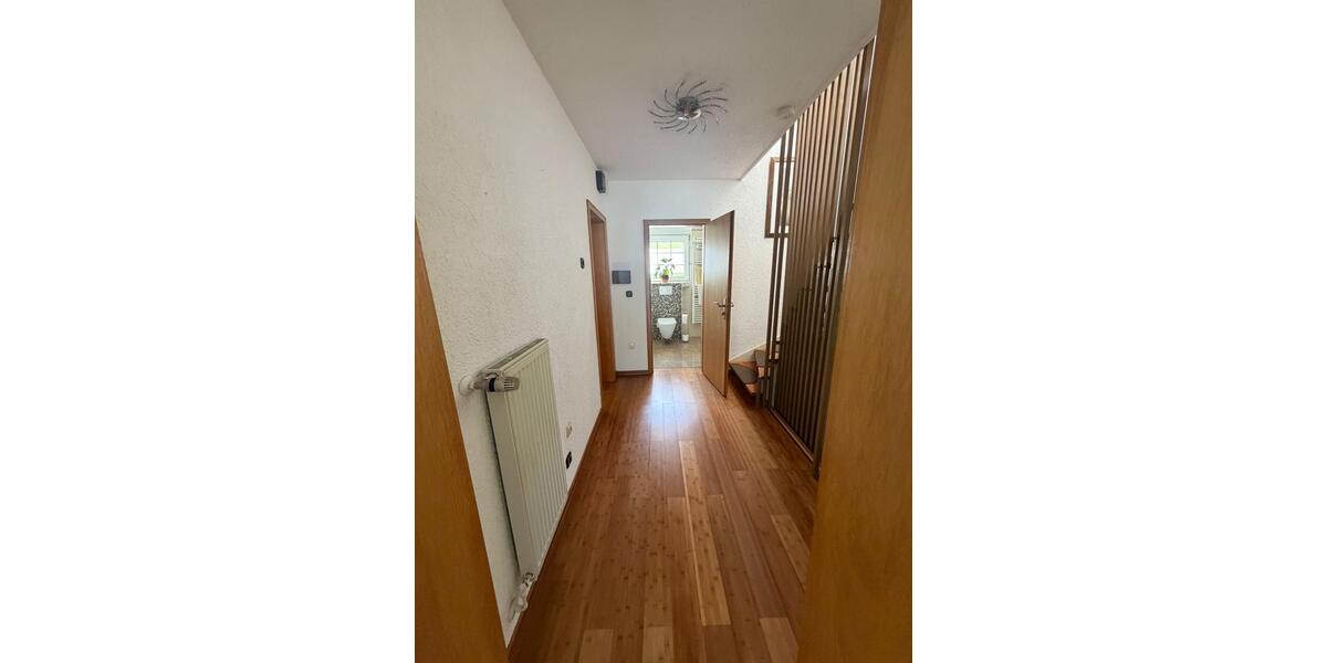 Doppelhaushälfte Remscheid - 5 Zimmer, 130 m&sup2;, 360.000&euro; | Angebot:26429381