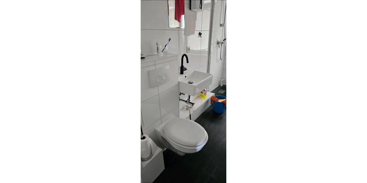Etagenwohnung Solingen Aufderhöhe - 2 Zimmer, 65 m&sup2;, 950&euro; | Angebot:27538176