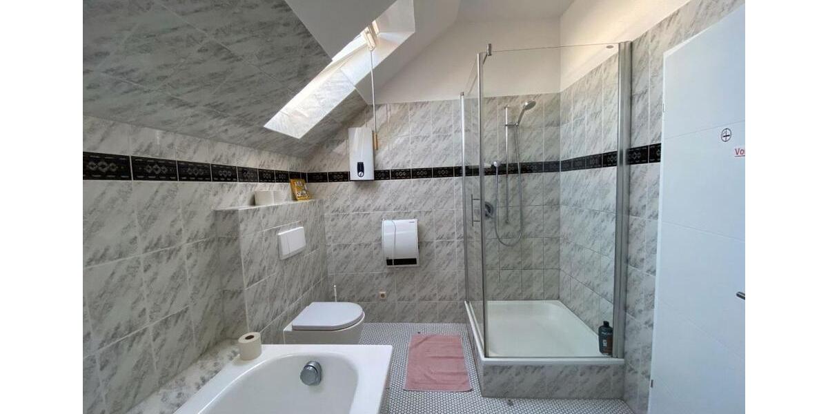 Etagenwohnung Velbert - 2 Zimmer, 20 m&sup2;, 45&euro; | Angebot:14897556