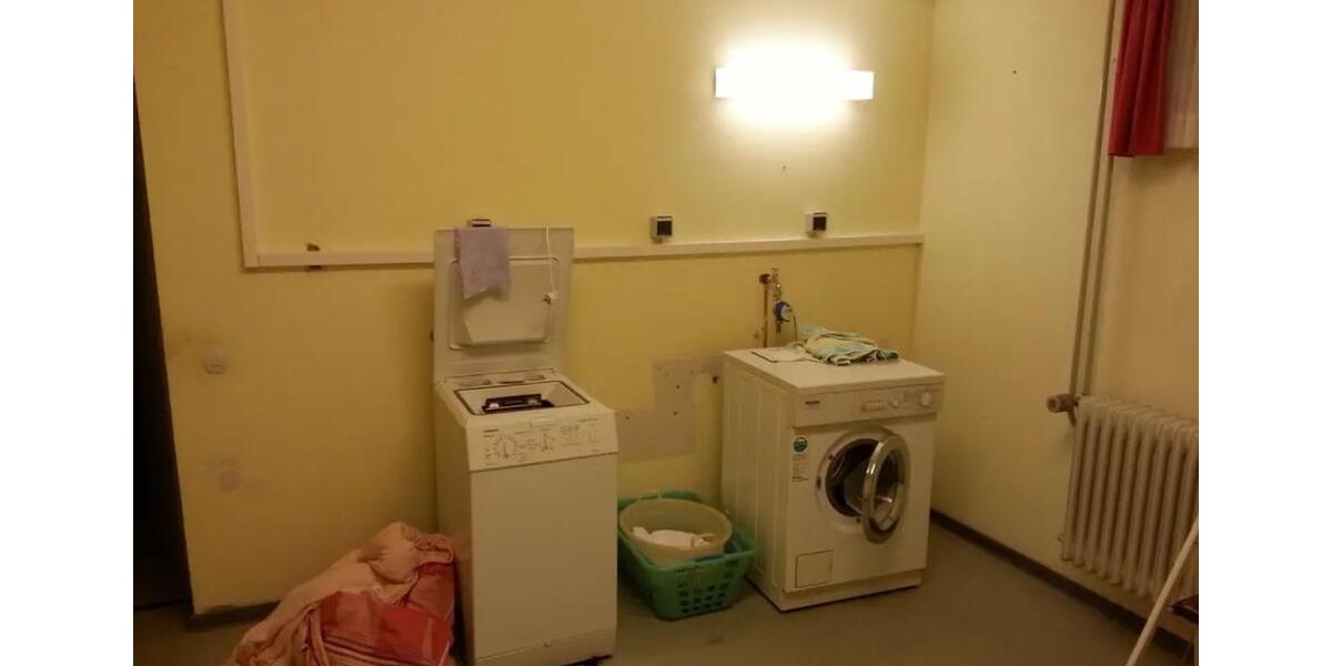 Maisonettenwohnung Solingen - 5 Zimmer, 125 m&sup2;, 1.200&euro; | Angebot:25852007