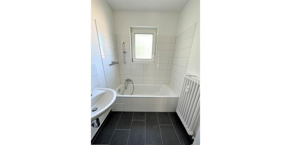 Etagenwohnung Wuppertal - 3 Zimmer, 82 m&sup2;, 652&euro; | Angebot:25330834