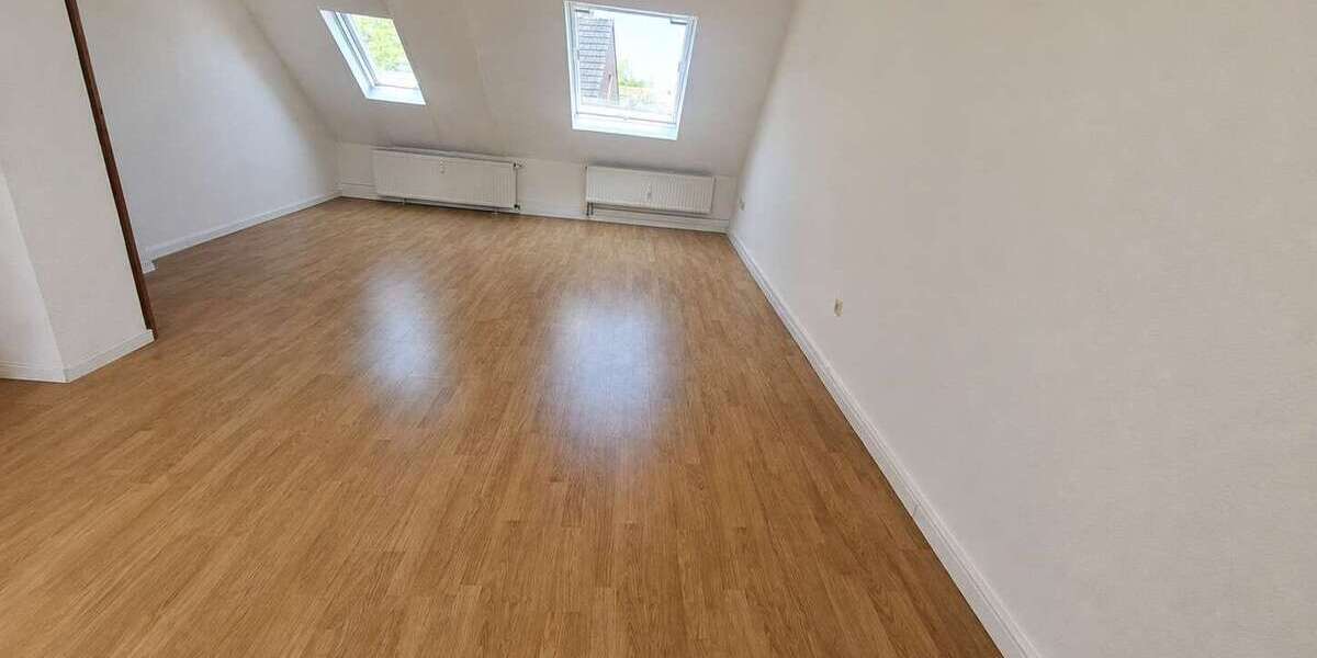Etagenwohnung Neuss / Weckhoven Weckhoven - 3 Zimmer, 55 m&sup2;, 950&euro; | Angebot:27179649