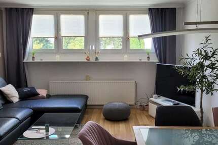 Wohnung Solingen Aufderhöhe - 3 Zimmer, 65 m&sup2;, 590&euro; | Angebot:27522777