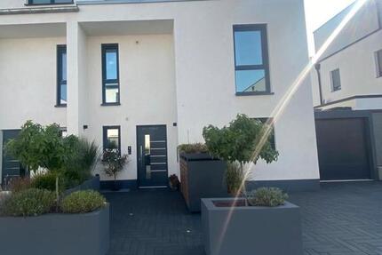 Haus Dormagen Sankt Peter - 4 Zimmer, 141 m&sup2;, 887.000&euro; | Angebot:25280721