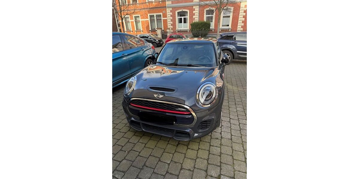 Mini John Cooper Works 147.000 km 14.900 &euro; Mülheim 45479