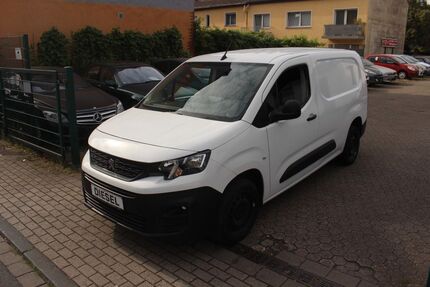 Peugeot Partner 93.500 km 11.850 &euro; Duisburg 47139
