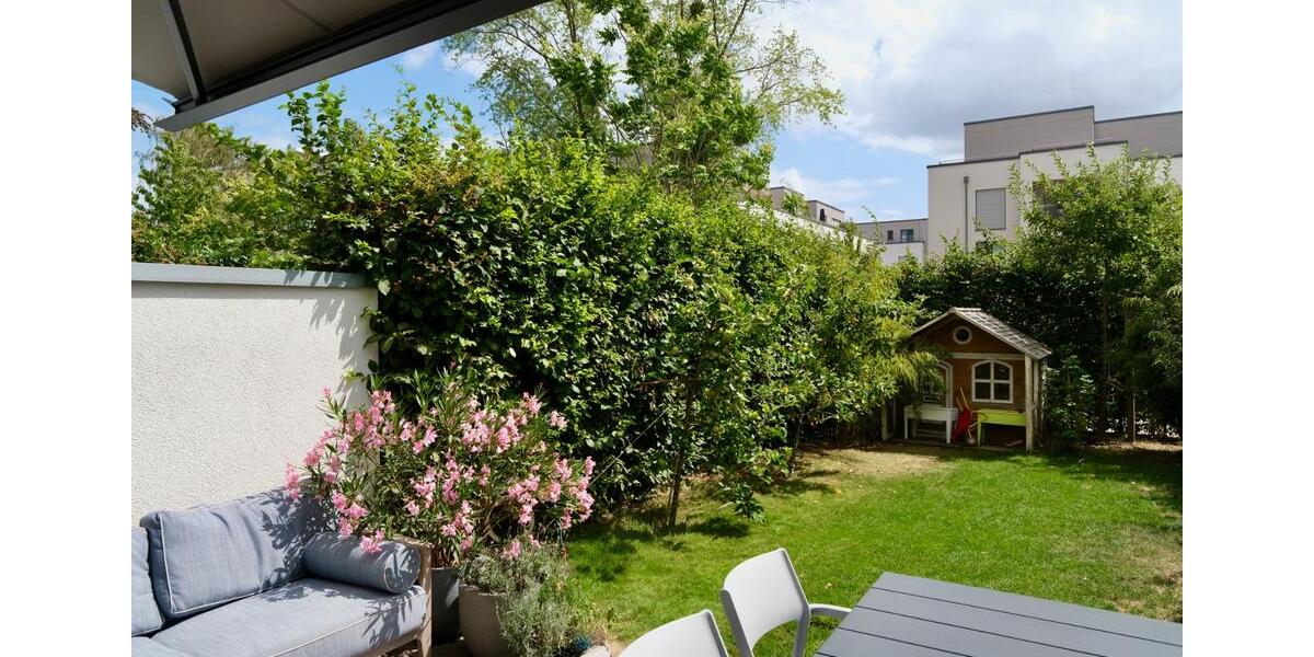 Reihenhaus Düsseldorf Stadtbezirk 3 - 6 Zimmer, 178 m&sup2;, 1.525.000&euro; | Angebot:27093825