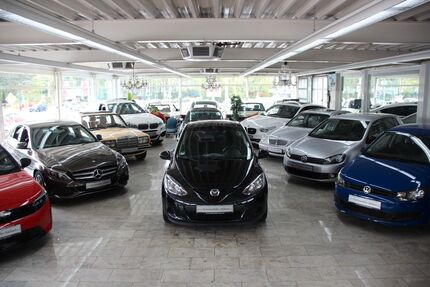 Mazda 2 65.000 km 3.850 &euro; Essen 45356