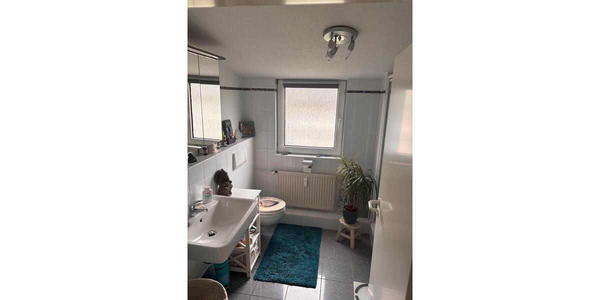 Dachgeschoßwohnung Hilden - 3 Zimmer, 77 m&sup2;, 265.000&euro; | Angebot:26538028