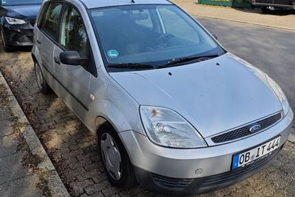 Ford Fiesta 130.500 km 1.700 &euro; Oberhausen 46117
