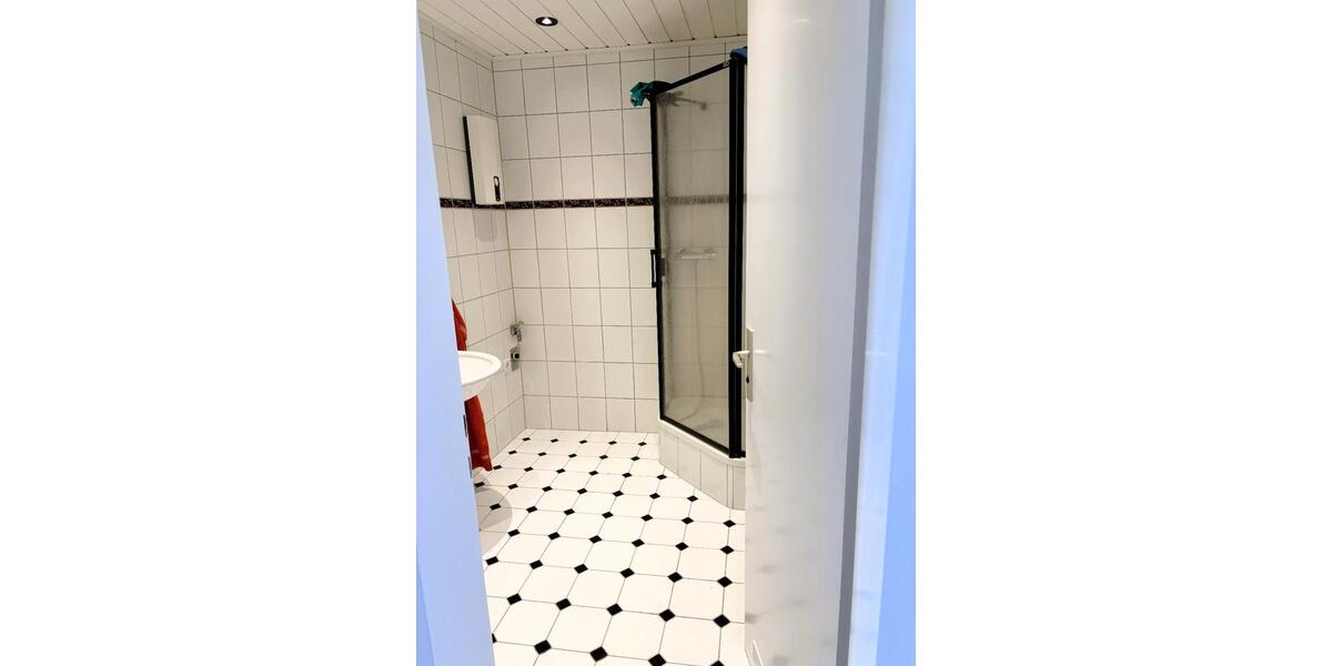 Etagenwohnung Wuppertal Gemarkung Elberfeld - 2 Zimmer, 67 m&sup2;, 150.000&euro; | Angebot:27189732