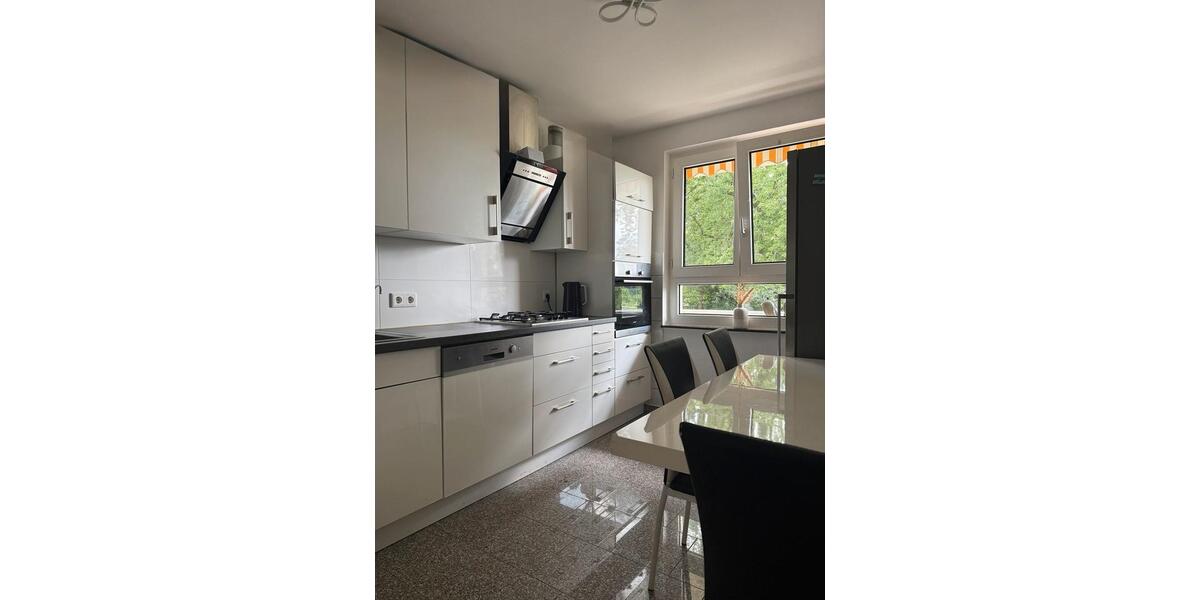 Etagenwohnung Krefeld Dießem - 3 Zimmer, 83 m&sup2;, 200.000&euro; | Angebot:26993468