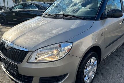 Skoda Fabia 179.898 km 2.990 &euro; Essen 45356