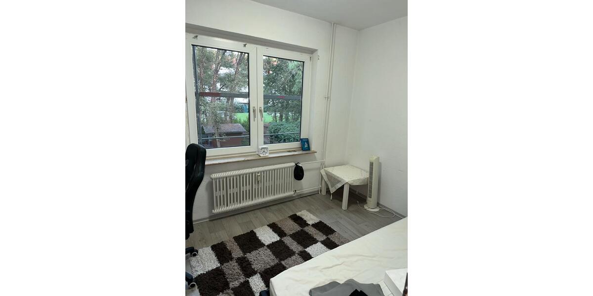 Etagenwohnung Essen Stadtbezirk VI - 4 Zimmer, 67 m&sup2;, 873&euro; | Angebot:27549110