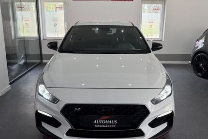 Hyundai i30 124.758 km 18.500 &euro; Remscheid 42857
